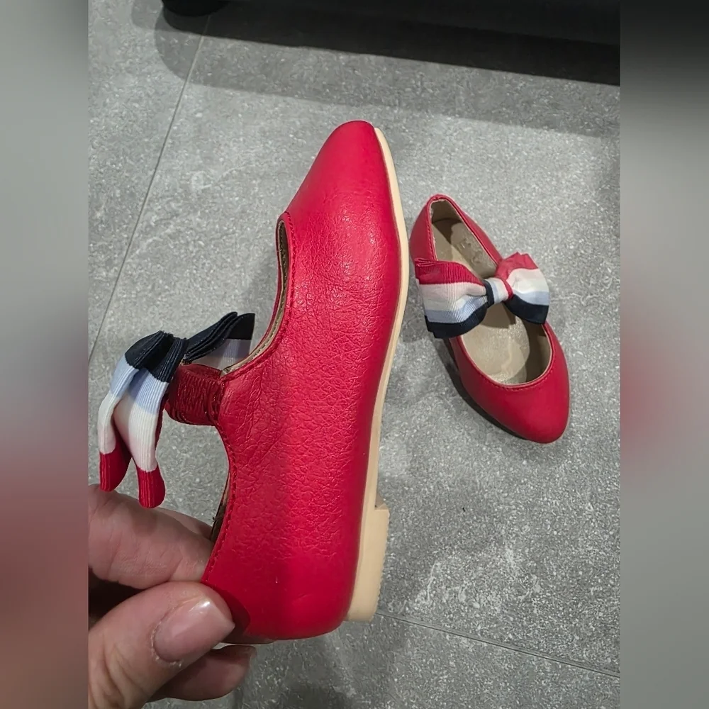 Janie & Jack Red Bow Baby's Shoes - Picture 5 of 11